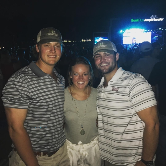 Meet your Posher, Joshua - Picture 1 of 1